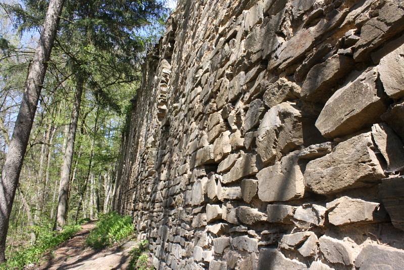 Karlův hrádek je velmi vyhledávanou turistickou atrakcí.