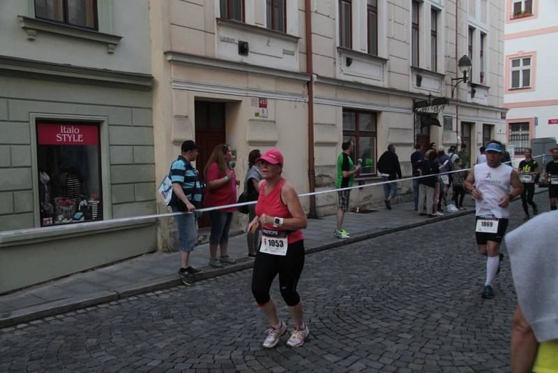 Závodníci Mattoni 1/2Maratonu 2016 v Českých Budějovicích.