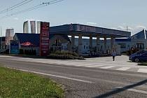 Mimo provoz je kvůli technické závadě jeden stojan na benzin na čerpací stanici na Borku u Českých Budějovic.