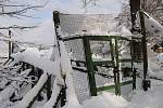 Zoologická zahrada na Hluboké je kvůli přívalům sněhu zavřená.