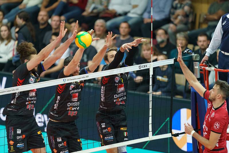 České Budějovice vybojovaly v utkání  s italským týmem Lube Civitanova jeden set.