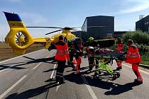 V Táboře se v neděli 21. května střetlo auto s motorkou. Zraněný motorkář byl vrtulníkem přepraven do nemocnice, spolujezdkyni z auta odvezla sanitka.