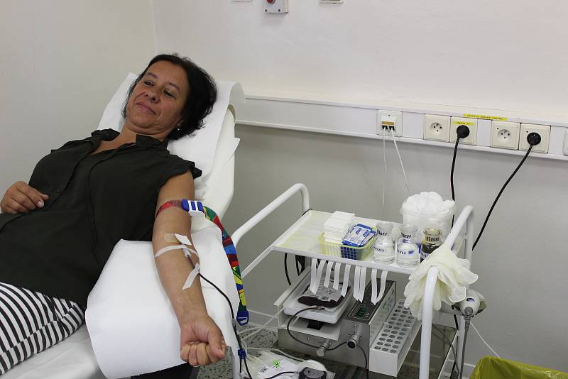 Jihočeši přichází darovat krev do českobudějovické nemocnice.