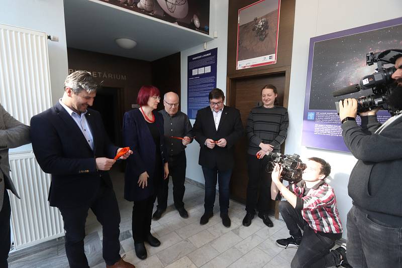 Digitální planetarium v Českých Budějovicích.