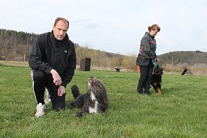 Ve volném čase se Jaroslav Drobný věnuje svému psu Arisovi. Mimo dobu covidu trénoval psa v Hluboké nad Vltavou, teď může pokračovat.