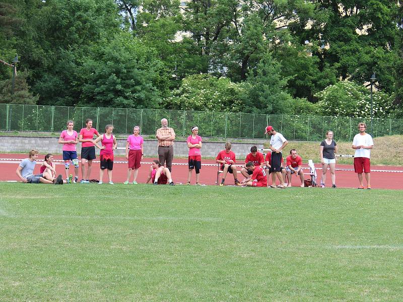 V Českých Budějovicích se konalo 3. a 4. 6. 2017 historicky první mistrovství juniorů ČR ve frisbee pod širým nebem.