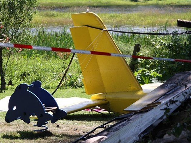 Tragická nehoda sportovního letadla na Vysočině: pilot podlehl zraněním