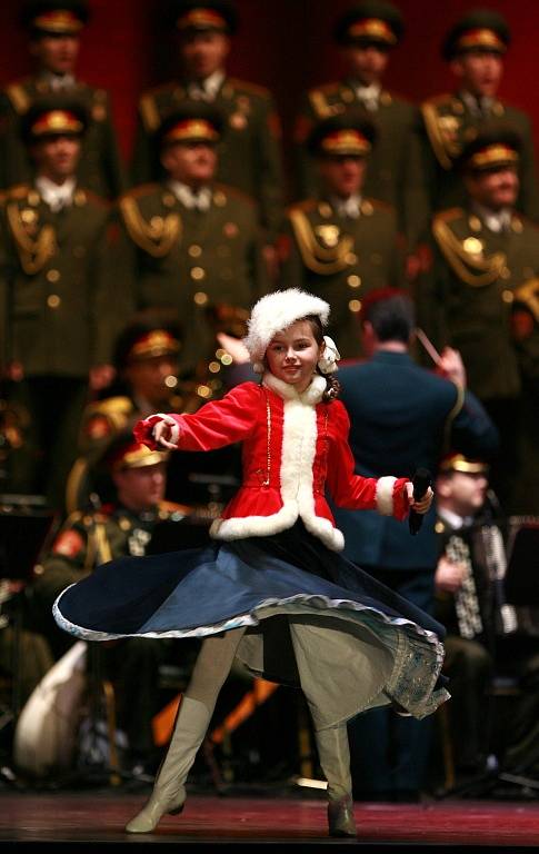 Alexandrovci zpívali 8. prosince v českobudějovické Budvar aréně. Přilákali asi 3000 lidí. Nadchla i sedmiletá Valeria „Lery“ Kurnuškina.