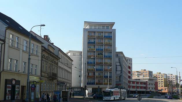 Vyhlídková kavárna Perla by se mohla vrátit do nejvyššího patra Koldomu v budějovické Pražské třídě.