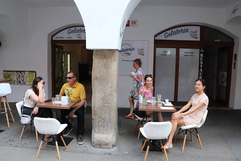 Zmrzlina u Šebestů v Krajinské ulici v centru Budějovic.