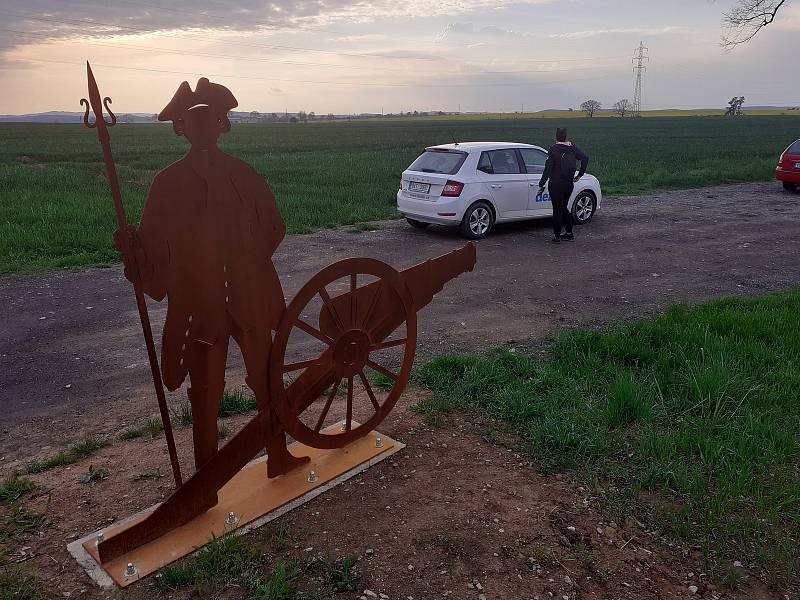 Velký depot je označení užívané pro samotu č.p. 283 východně od Týna nad Vltavou, případně i barokní sousoší Kalvárie a okolního prostoru, kde bylo v polovině 18. století vybudováno dělostřelecké cvičiště.