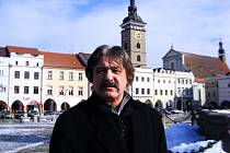 Útěk do pekel je název nové knihy českobudějovického spisovatele Františka Niedla, která vyjde 13. března.