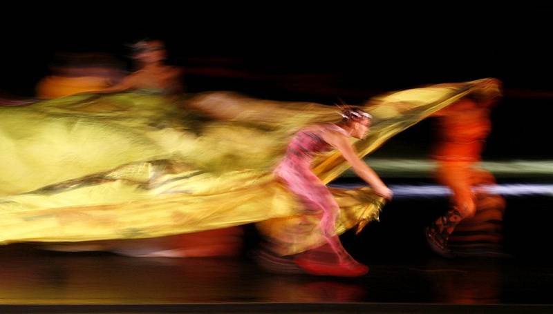 Balet Jihočeského divadla připravuje středeční preméru pro Otáčivé hlediště Český Krumlov –  Sen noci svatojánské F. Mendelssohna-Bartholdyho. Režie a choreografie se ujal umělecký šéf baletu JD Attila Egerházi. Jedna z nejoblíbenějších Shakespearových ko