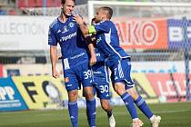 Lukáš Juliš se raduje, dal ve vítězném zápase s Dynamem první gól Olomouce.