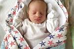 Vojtíšek Choma se rodičům Ivetě a Michalu Chomovým narodil v písecké nemocnici 20. 5. 2020 v 7.53 h., vážil 3,30 kg. Doma se na bratříčka těšil dvouletý Martínek.