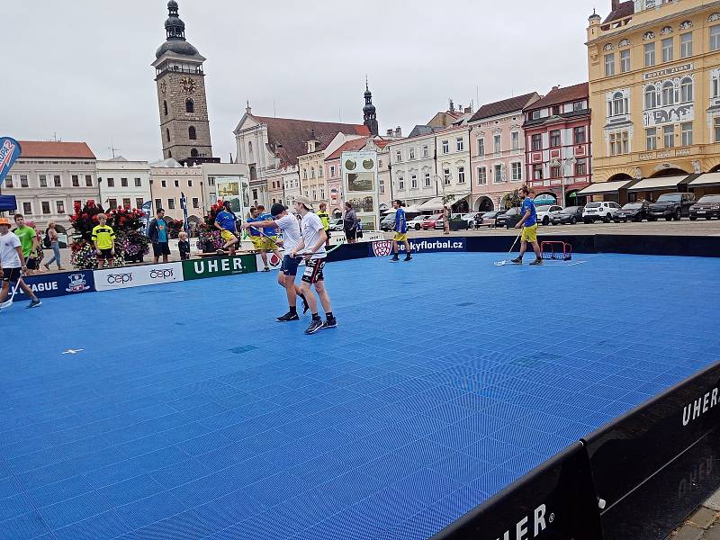 Na českobudějovickém náměstí Přemysla Otakara II. se hrál turnaj Street Floorball League