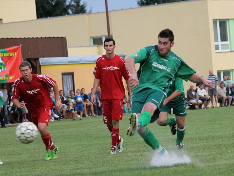 V Chrášťanech se hrál po 21 letech okresní přebor, duel nováčků s Borkem skončil nerozhodně 2:2.