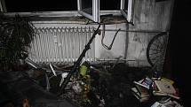 Smutný Štědrý večer měli obyvatelé jednoho z českobudějovických bytů. Zapálený vánoční stromeček způsobil požár.
