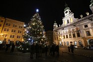Vánoční strom na náměstí Přemysla Otakara II. v Českých Budějovicích. Ilustrační foto.