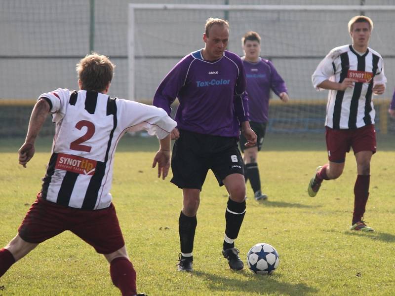 Fotbalisté Lokomotivy zakončili podzim domácí výhrou s Lišovem 2:1.