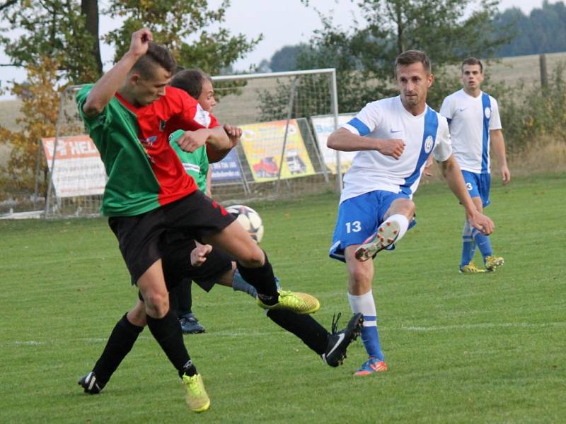 Dolní Bukovsko (v bílém) doma porazilo v I.B Horní Stropnici 3:0. 