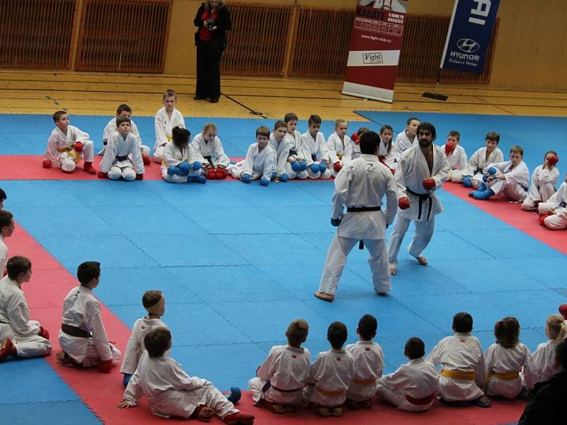 Hvězda světového karate Rafael Aghayev cvičil s Fight clubem České Budějovice.    