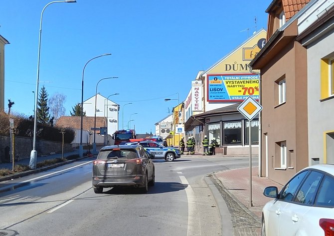Vážná dopravní nehoda se stala v neděli 13. března 2022 dopoledne na hlavním tahu v Lišově.