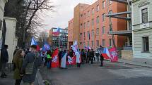 Demonstrace a pochodu za svobodu v Českých Budějovicích se zúčastnilo asi pět stovek lidí. Na průběh akce dohlížela policie.