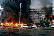 V roce 1998 se na sídlištem Vltava v Č. Budějovicích srazily dvě stíhačky. V Otavské ulici hořela auta na parkovišti a panelový dům, vchody 2 a 4.