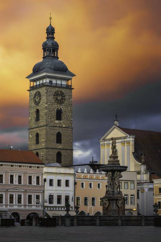 Lukáš Gallo rád fotí extrémní počasí, jižní Čechy a České Budějovice. Rád hledá nové pohledy.