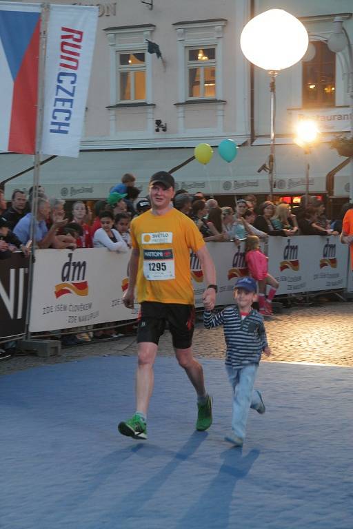 Závodníci Mattoni 1/2Maratonu 2016 v Českých Budějovicích.