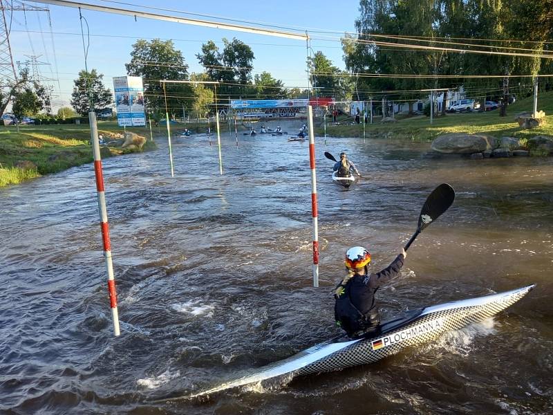 Trénink vodních slalomářů na mistrovství Evropy do 23 let v Českém Vrbném.