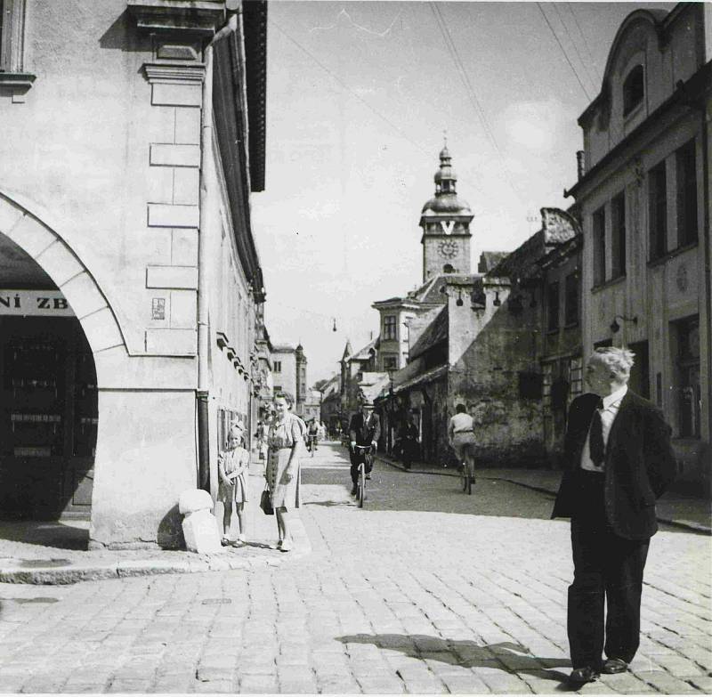 Pohled na Masné krámy, 1941. Foto ze sbírky fotografií a pohlednic Jiřího Dvořáka poskytl Státní okresní archiv České Budějovice.