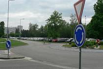 Nový parkovací dům chce město České Budějovice stavět u Sportovní haly.