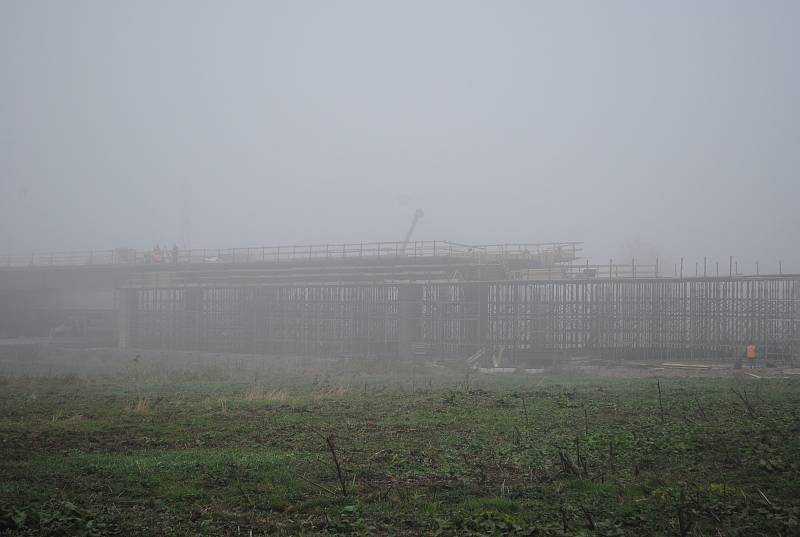 Výstavba D3. Most u Otmanky.