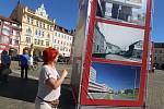 Když století městem proletí je výstava velkoformátových fotografií v Českých Budějovicích na náměstí Přemysla Otakara II.