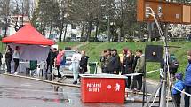 Na náplavce u Dlouhého mostu se hasiči utkali o pohár od primátora Českých Budějovic v první jarní soutěži.