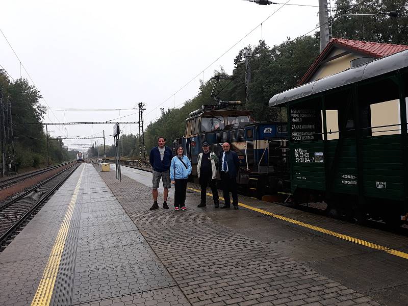 Pasažéři Vlaku Josefa Seidela se v sobotu vydali na Novohradsko, kde díky i více než sto let star