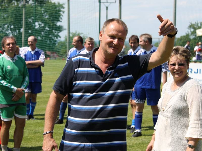 Předseda fotbalistů Slavoje Srubec Václav Bouřil.