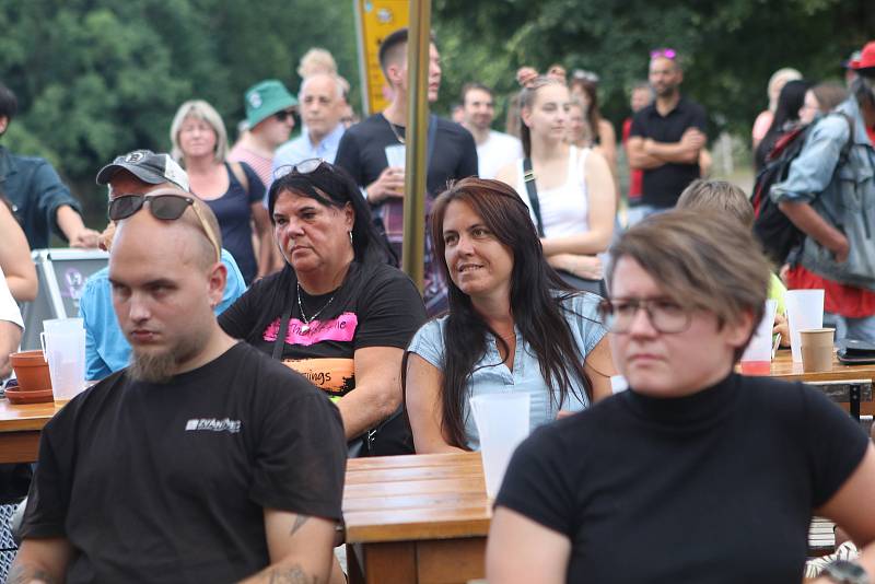 Jihočeský jazzový festival. Colorfull people na Sokolském ostrově v Českých Budějovicích.