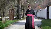 Biskup Jiří Paďour - klášter Zlatá Koruna