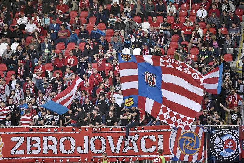 Zbrojovka Brno v červeném proti Třinci