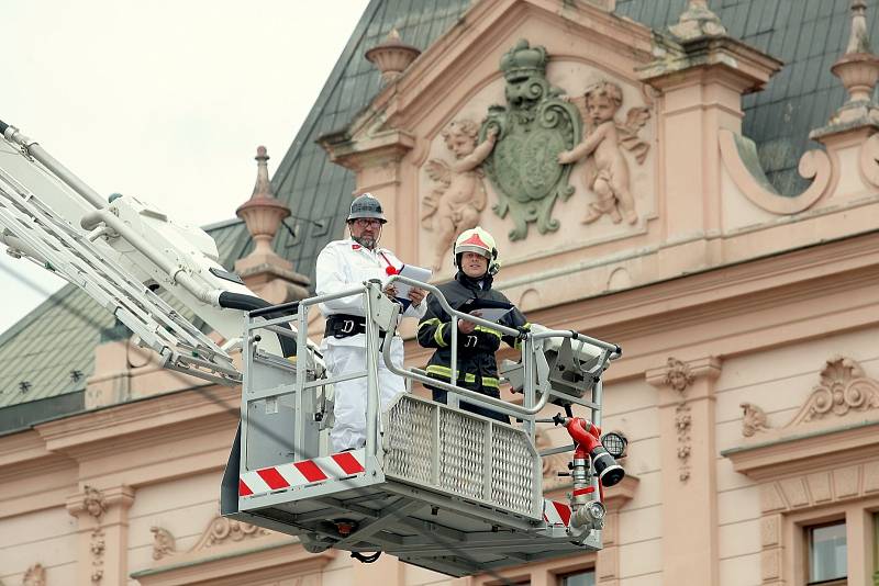 Brněnští profesionální hasiči slavili sto padesát let.