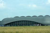 Patnáct let od otevření nového terminálu slaví v těchto dnech brněnské letiště Tuřany.  Můžeme nahlédnout do míst, která jsou jindy cestujícím skrytá.