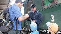 Dopravní nostalgie. Cestující se mohli svézt parním vlakem na nádraží Kuřim, libovolně cestovat historickým trolejbusem, autobusem nebo i tramvají až na Náměstí svobody v Brně.