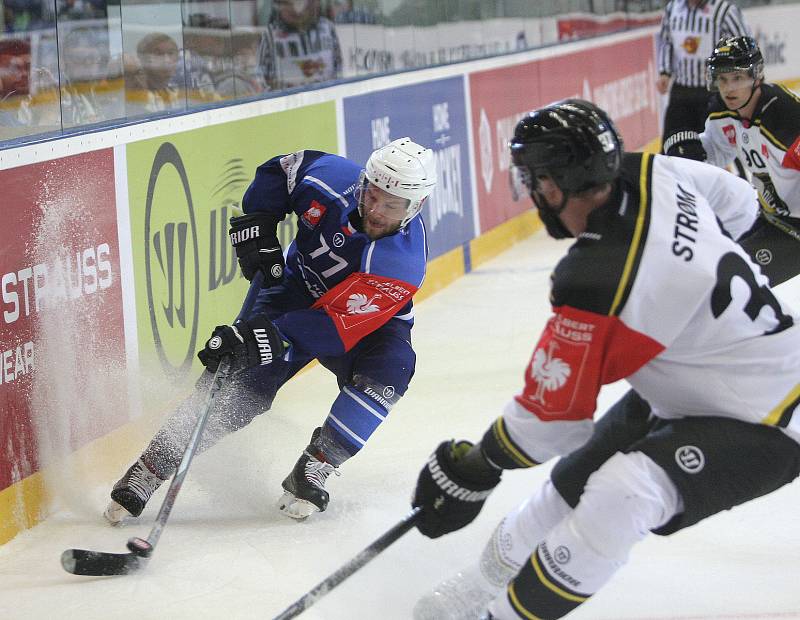 Hokejisté brněnské Komety vyhráli i čtvrté utkání základní skupiny Ligy mistrů. Porazili norský Stavanger 4:3 v prodloužení.