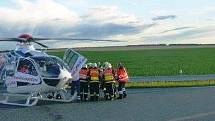 Zásah letecké záchranné služby byl potřeba při dopravní nehodě, která se stala u Pohořelic.