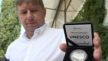 K památkám UNESCO, které jsou zvěčněny na platinových mincích, se přidala i brněnská vila Tugendhat.