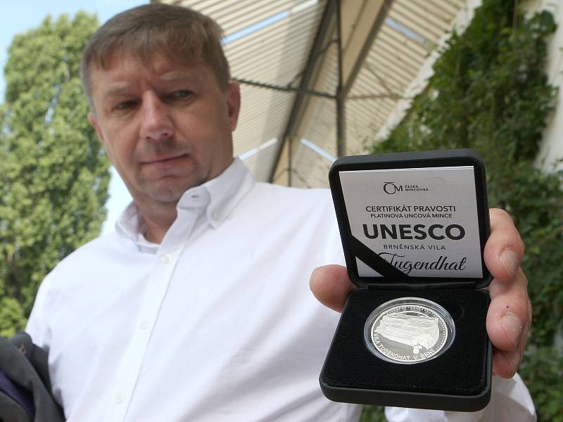 K památkám UNESCO, které jsou zvěčněny na platinových mincích, se přidala i brněnská vila Tugendhat.