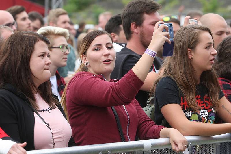 Brno 16.7.2020 - festival Brněnský Letokruh na stadionu Za Lužánkami - kapela Inekafe